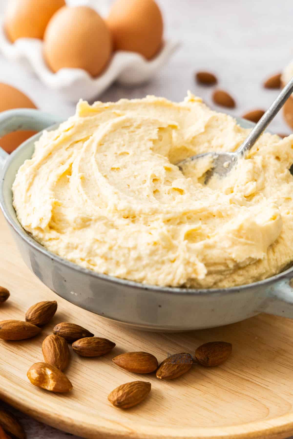 A bowl filled with French almond cream.