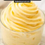 A glass filled with creme mousseline.