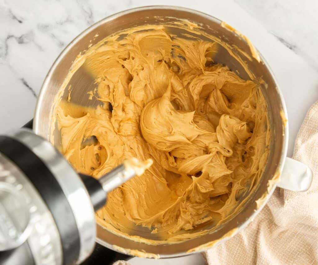 The praline paste mixed through the mousseline cream.